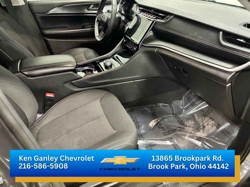 2023 Jeep Grand Cherokee Laredo