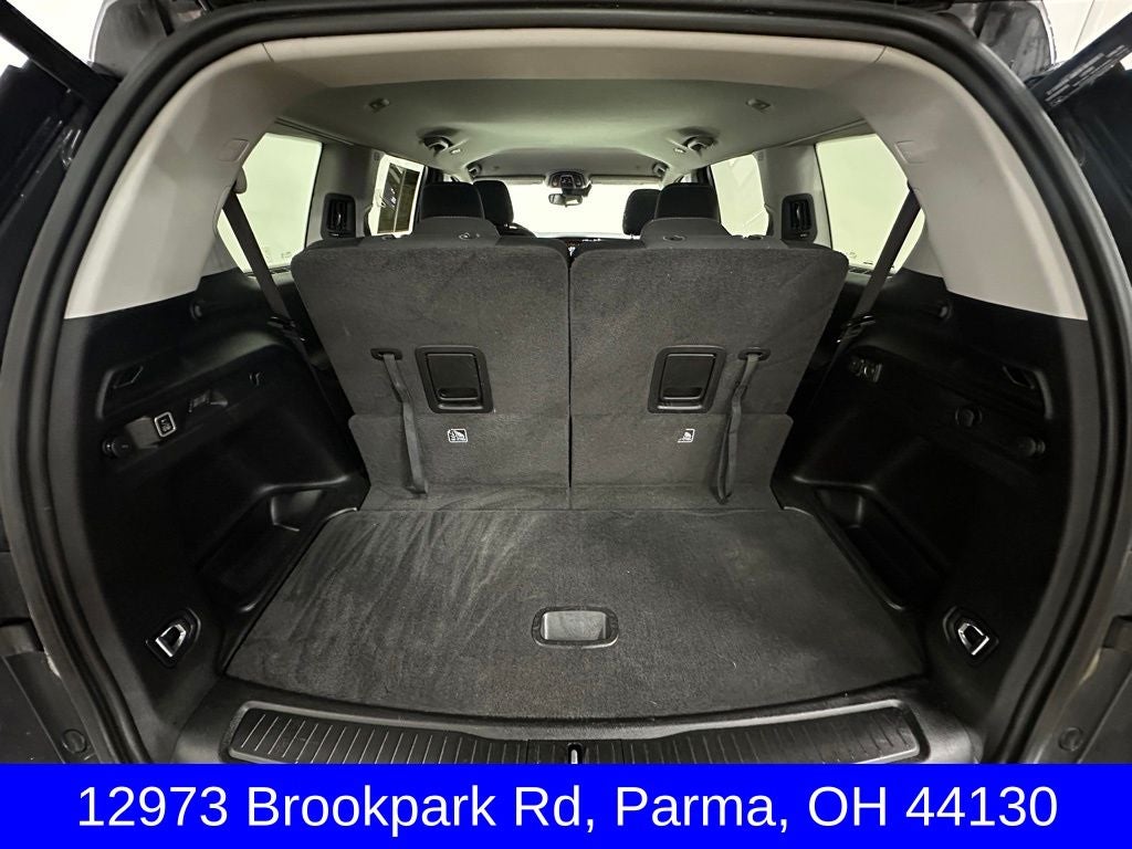 2022 Jeep Grand Cherokee L Laredo