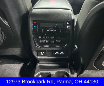 2022 Jeep Grand Cherokee L Laredo