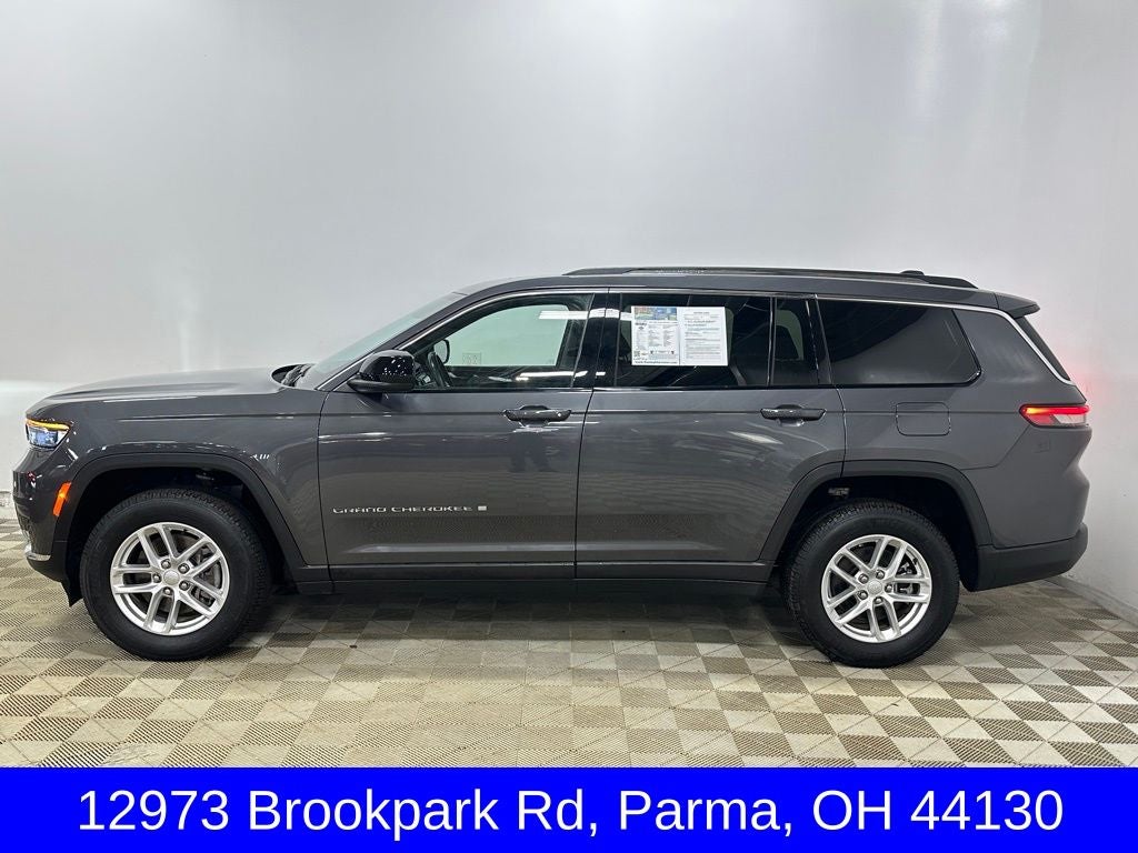 2022 Jeep Grand Cherokee L Laredo