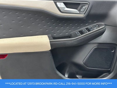 2020 Ford Escape SE