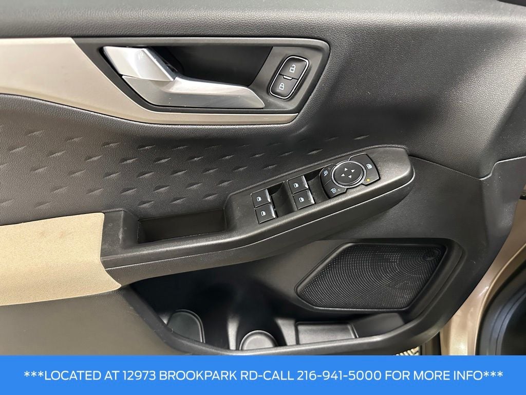2020 Ford Escape SE