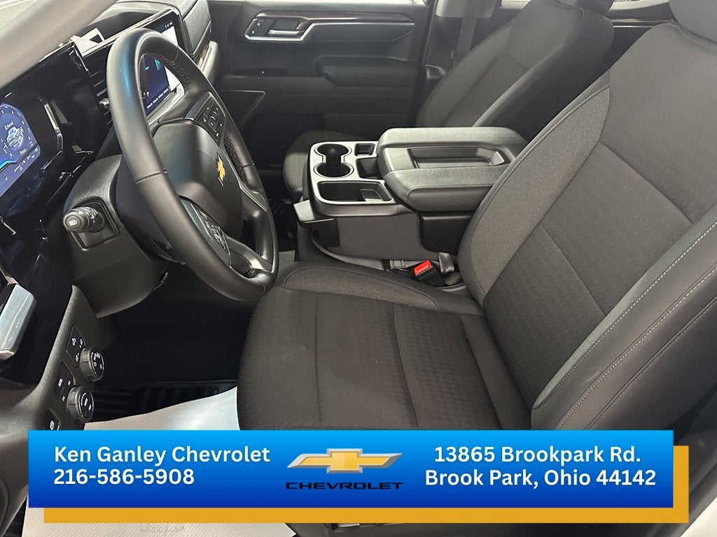 2025 Chevrolet Silverado 1500 LT