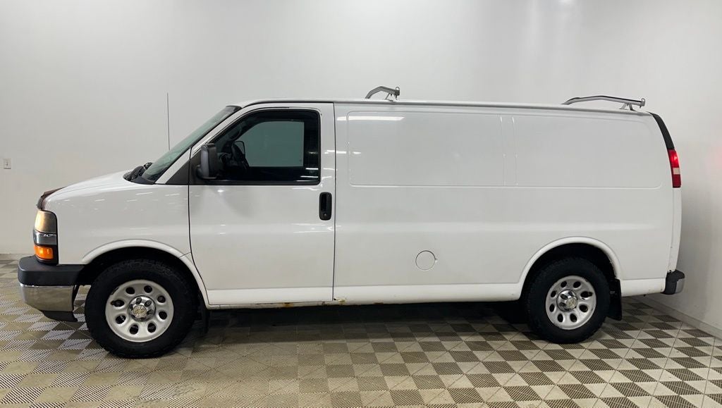 2013 Chevrolet Express 1500 Work Van Cargo