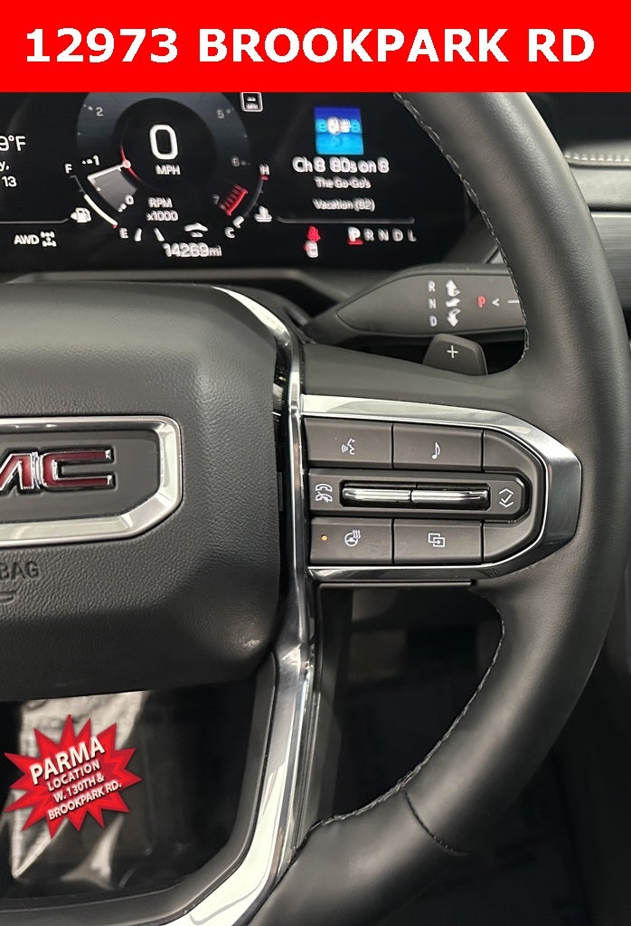 2025 GMC Acadia Elevation