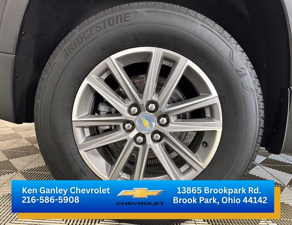 2023 Chevrolet Traverse LS