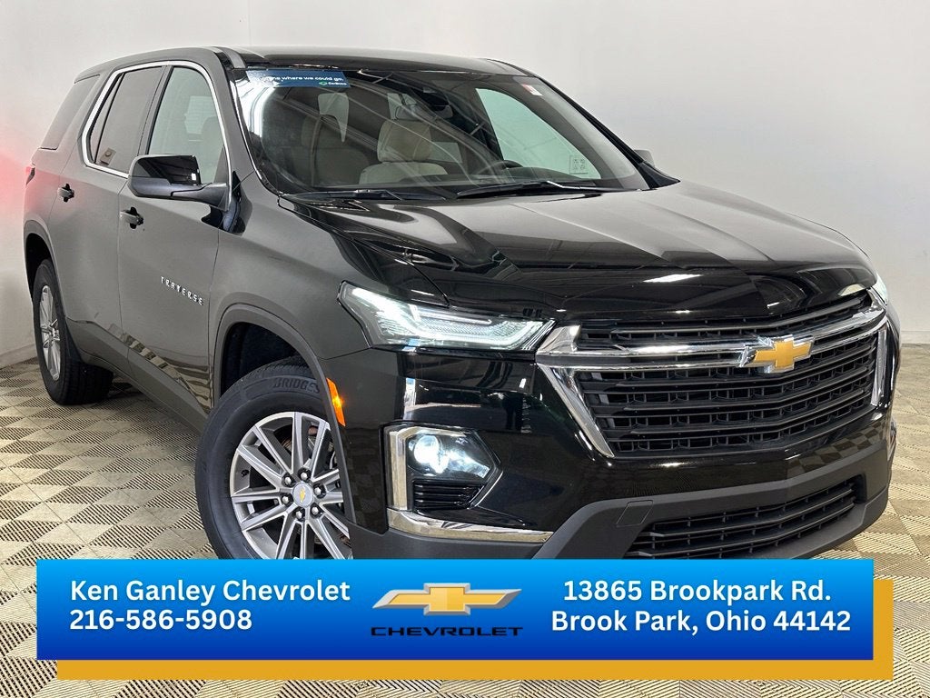 2023 Chevrolet Traverse LS