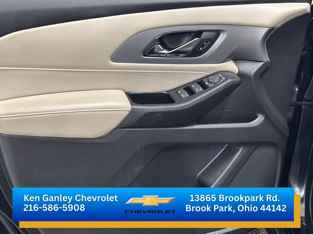 2023 Chevrolet Traverse LS