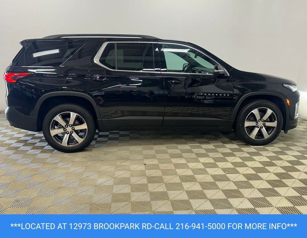 2023 Chevrolet Traverse LT Leather
