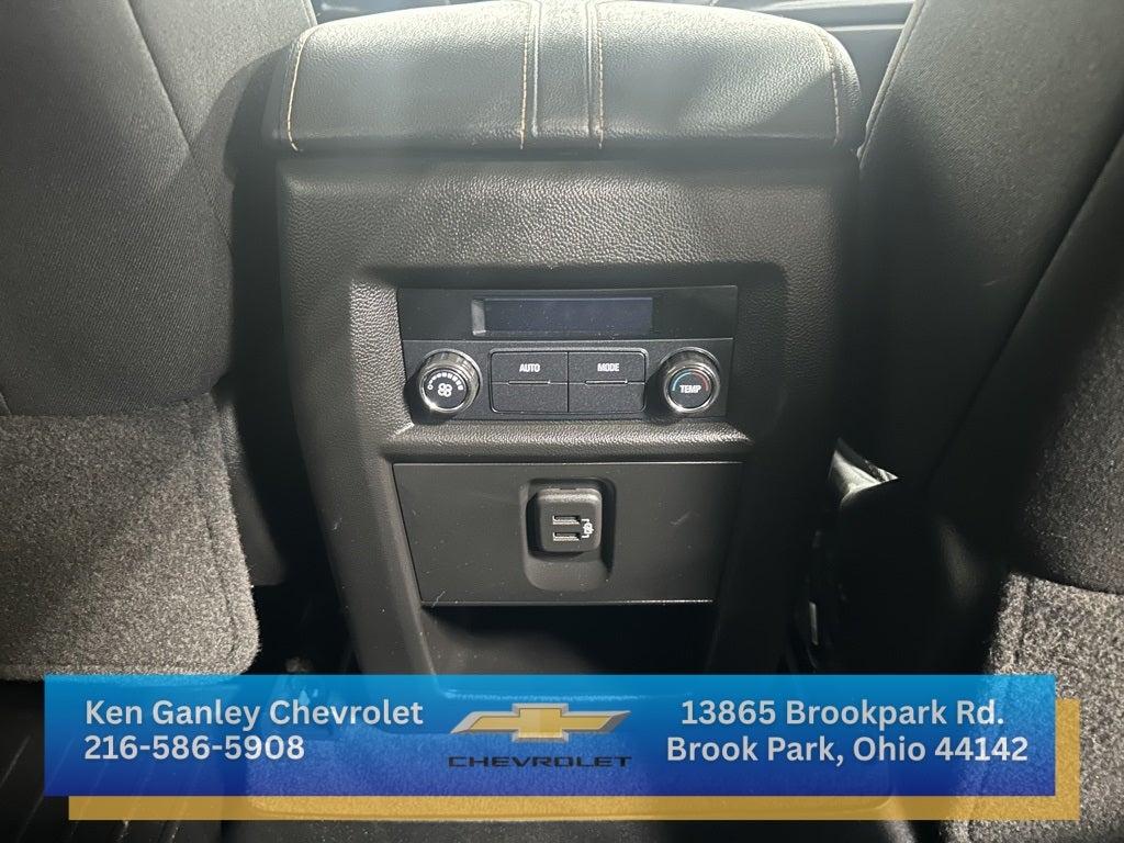 2018 Chevrolet Traverse LT Cloth w/1LT
