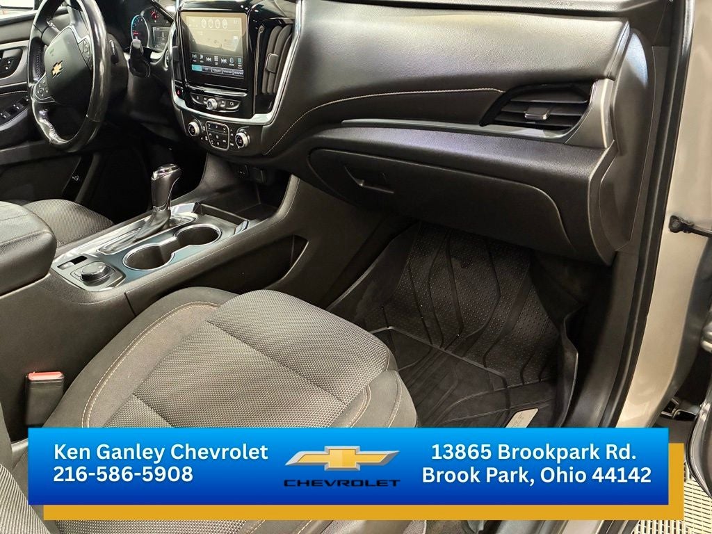 2018 Chevrolet Traverse LT Cloth w/1LT