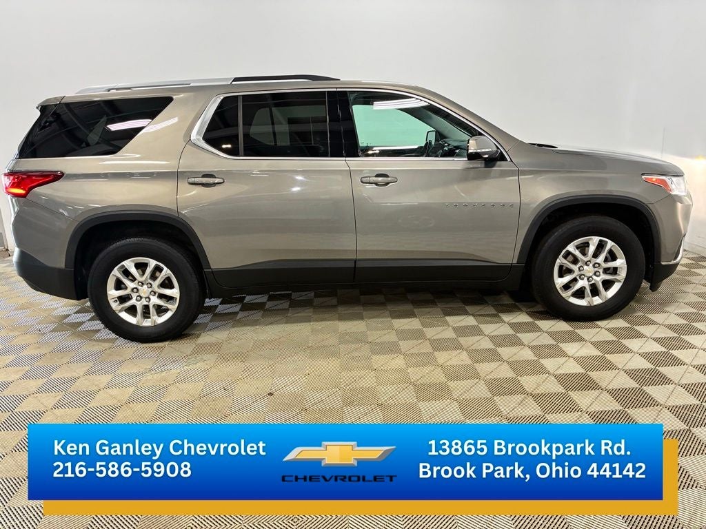 2018 Chevrolet Traverse LT Cloth w/1LT