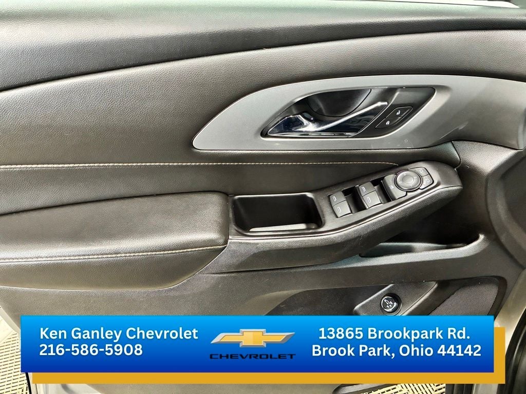2018 Chevrolet Traverse LT Cloth w/1LT