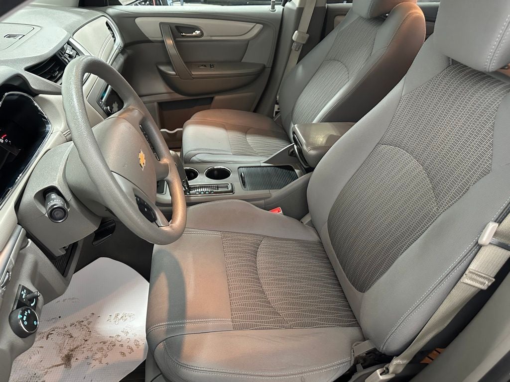 2017 Chevrolet Traverse LS