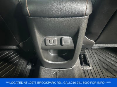 2022 GMC Canyon AT4 w/Leather