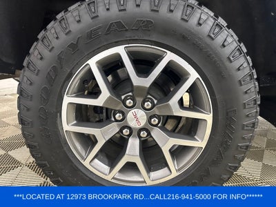 2022 GMC Canyon AT4 w/Leather