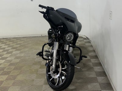 2016 Harley-Davidson Street Glide Touring