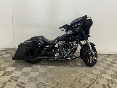 2016 Harley-Davidson Street Glide Touring