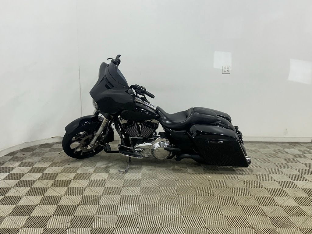 2016 Harley-Davidson Street Glide Touring