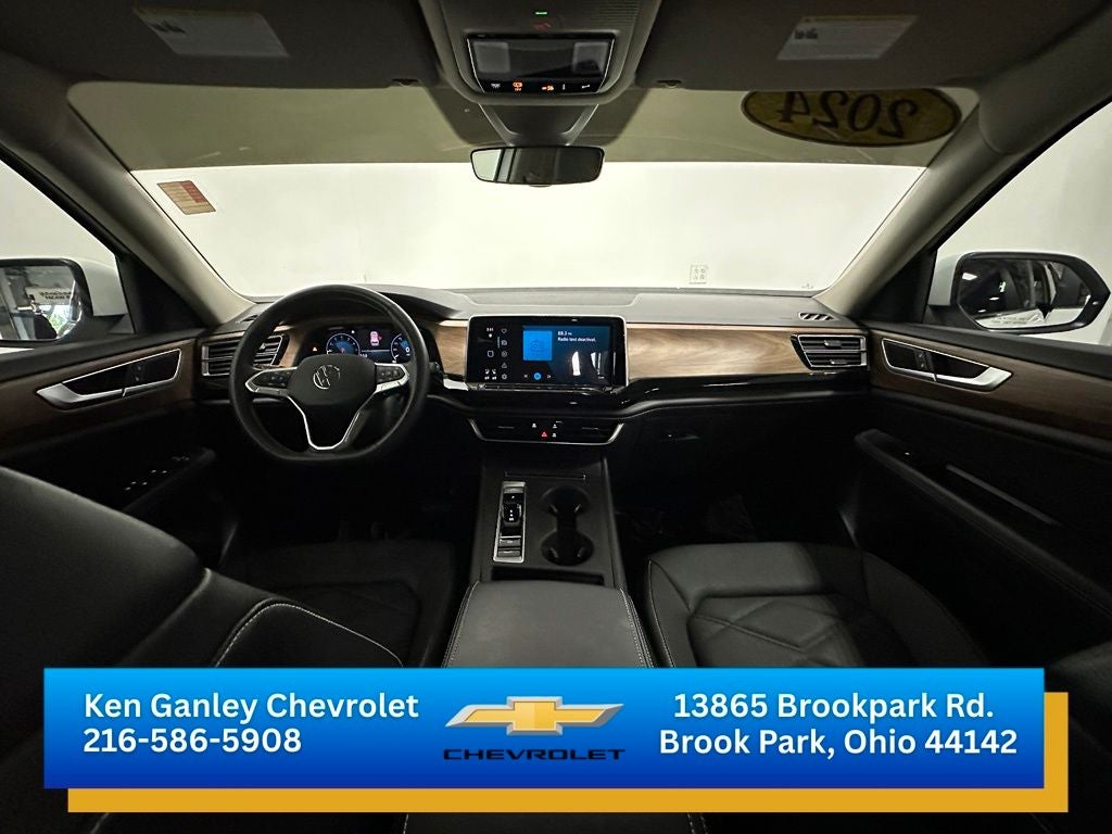 2024 Volkswagen Atlas 2.0T SE