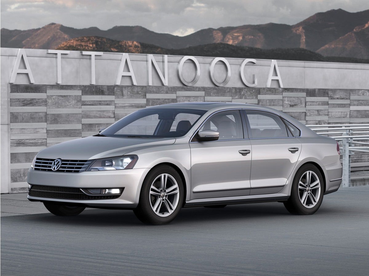 2015 Volkswagen Passat 1.8T SE w/Sunroof/Nav