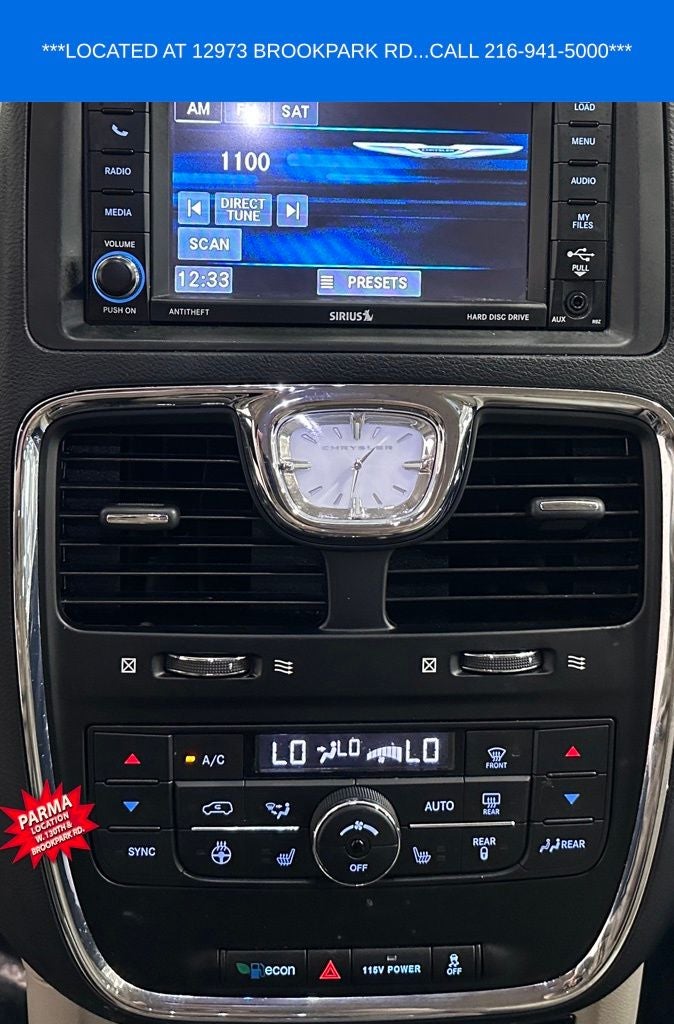 2016 Chrysler Town & Country Touring