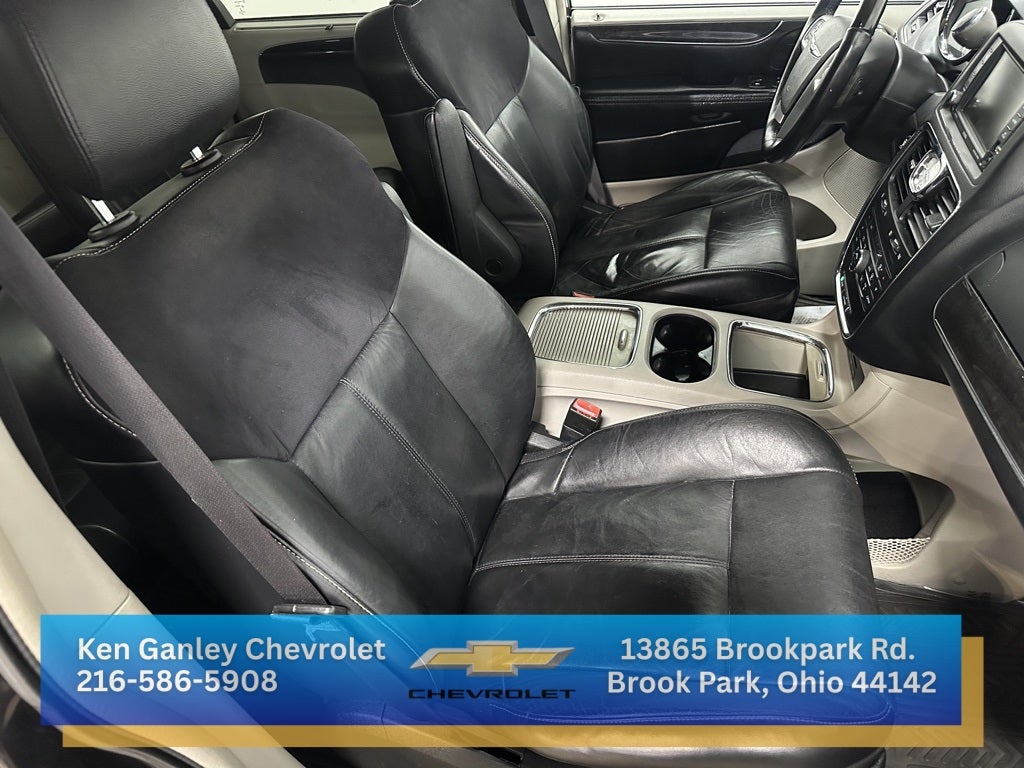 2015 Chrysler Town & Country Limited
