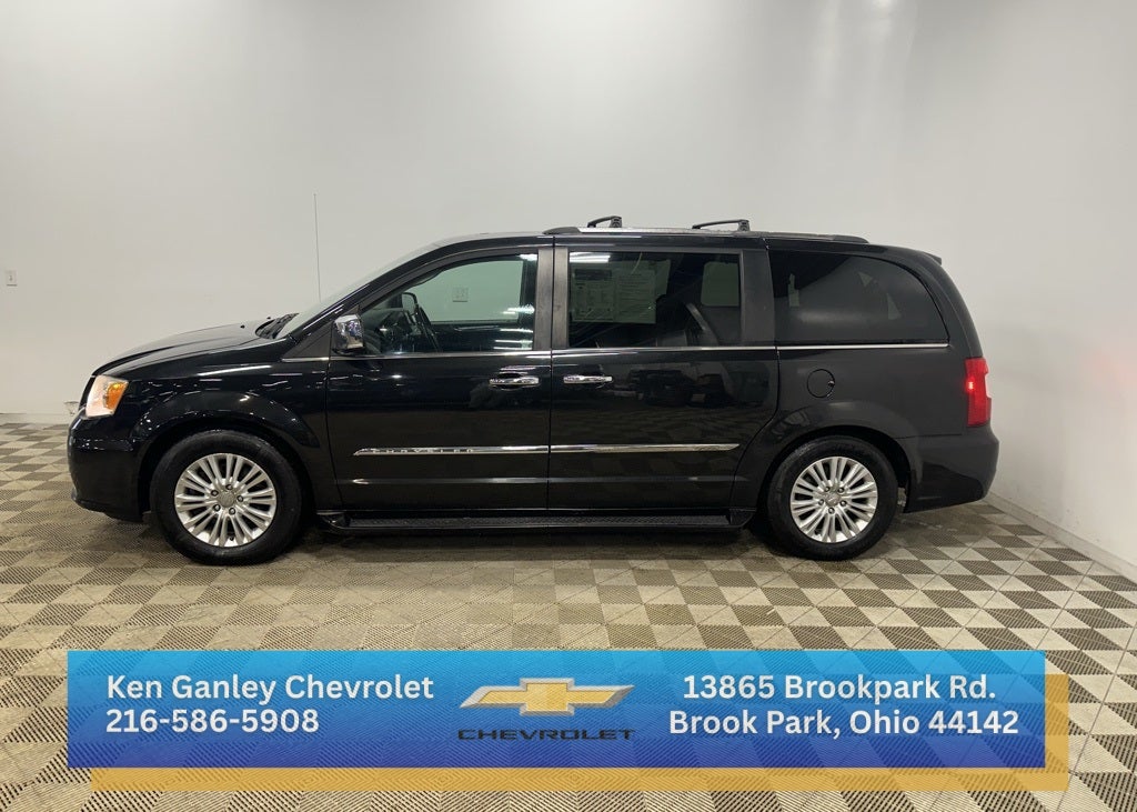 2015 Chrysler Town & Country Limited
