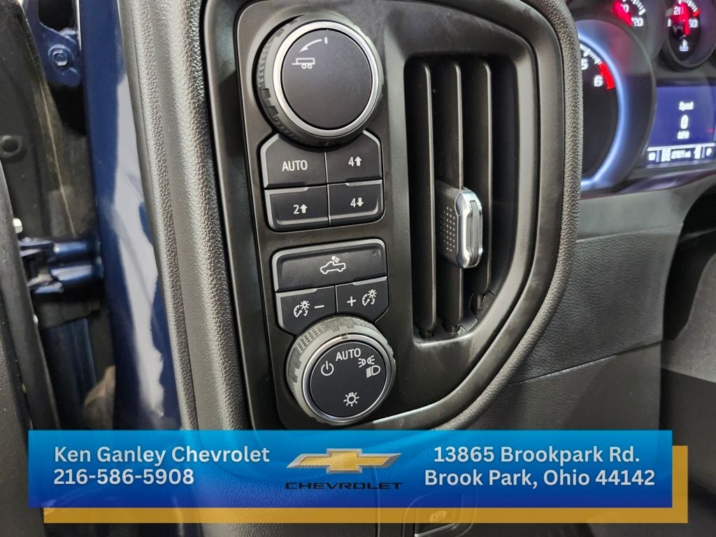 2023 Chevrolet Silverado 1500 Custom Trail Boss