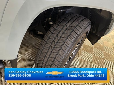 2023 Toyota Tacoma TRD Sport V6