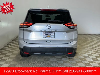 2025 Nissan Rogue SV