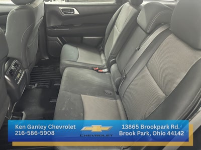 2017 Nissan Pathfinder S