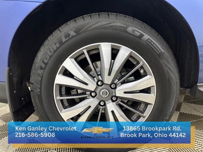 2017 Nissan Pathfinder S