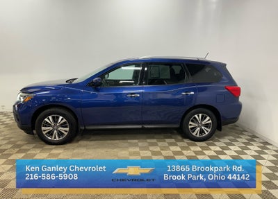2017 Nissan Pathfinder S
