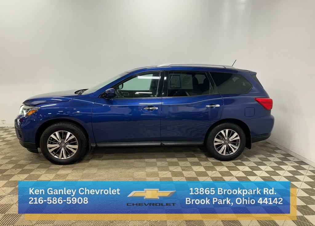 2017 Nissan Pathfinder S