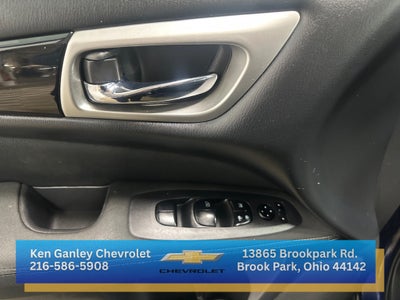 2017 Nissan Pathfinder S