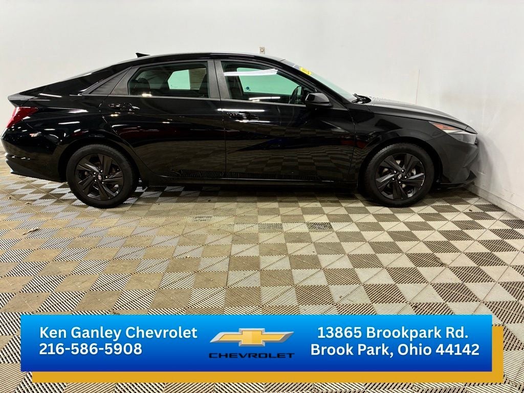 2022 Hyundai Elantra SEL