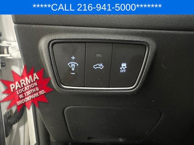 2024 Hyundai Santa Cruz SE