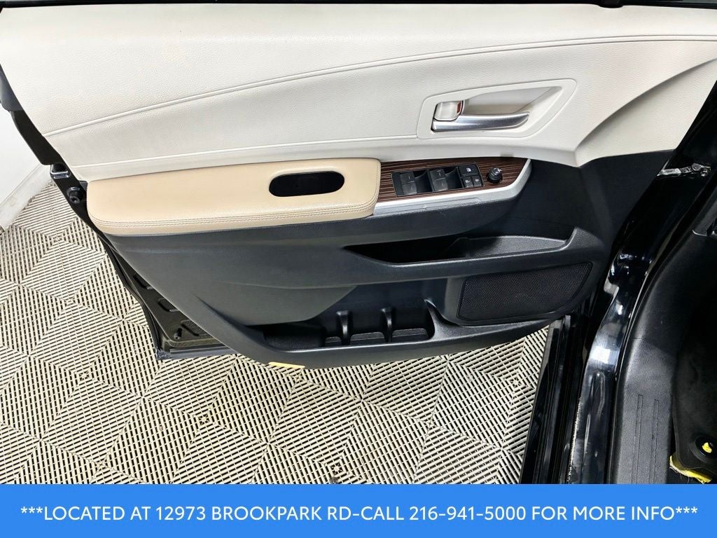 2022 Toyota Sienna XLE 8 Passenger