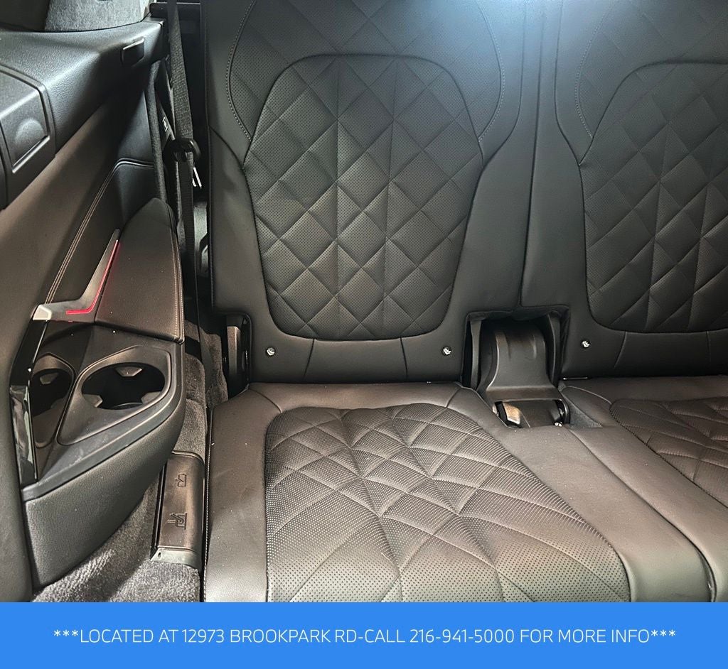 2025 BMW X7 xDrive40i