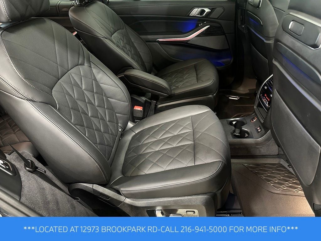 2025 BMW X7 xDrive40i
