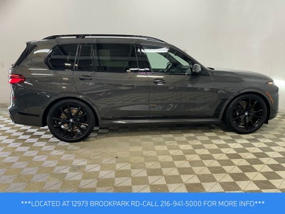 2025 BMW X7 xDrive40i