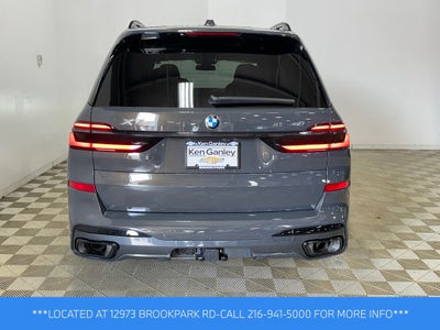 2025 BMW X7 xDrive40i