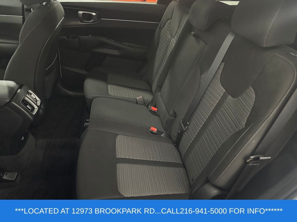 2023 Kia Sorento LX