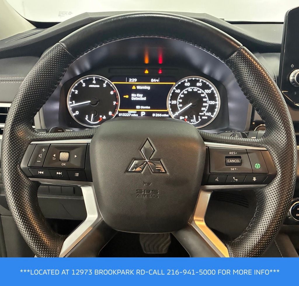 2024 Mitsubishi Outlander Base