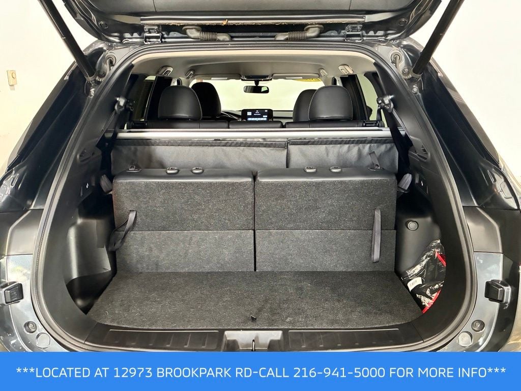 2024 Mitsubishi Outlander Base