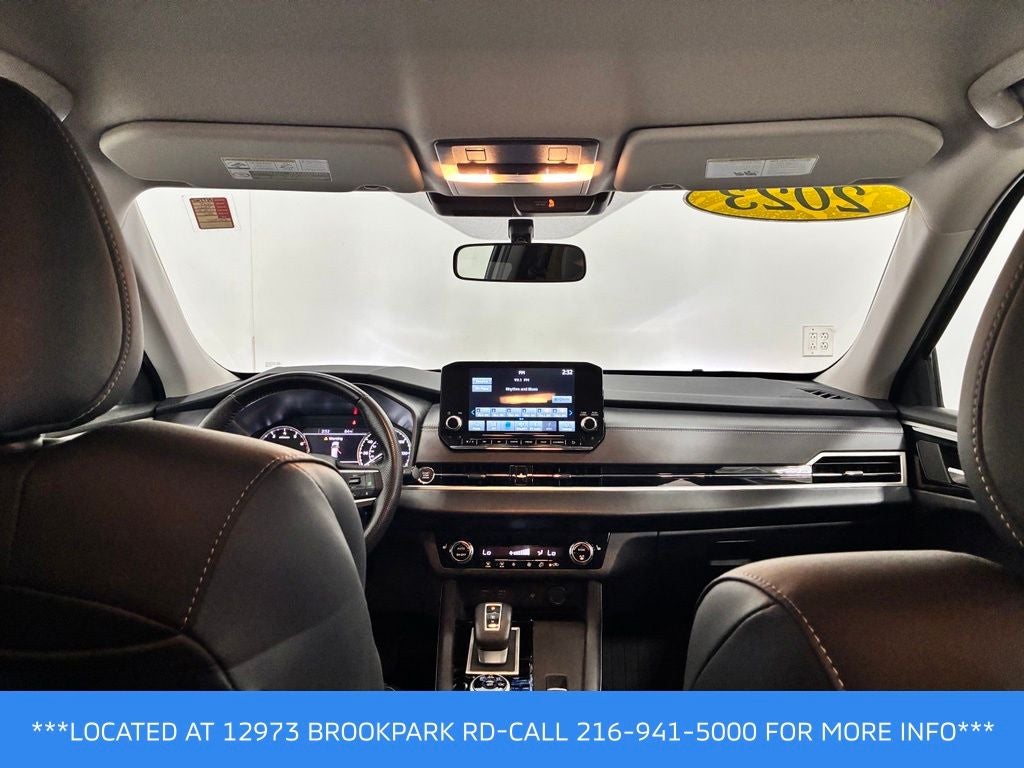 2024 Mitsubishi Outlander Base