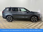 2024 Mitsubishi Outlander Base