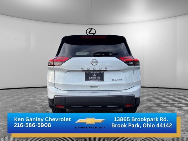 2025 Nissan Rogue SL