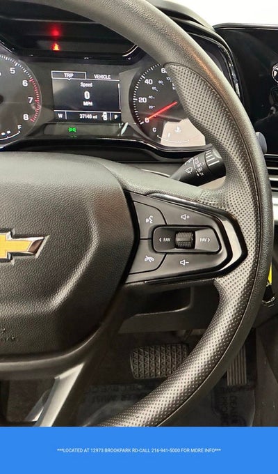 2025 Chevrolet Trax LS